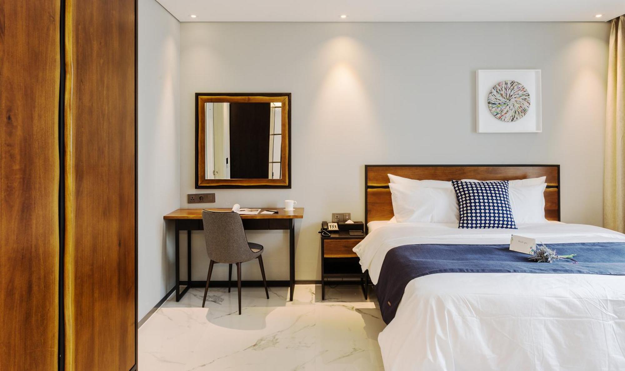 Gloucester Hotel ชองจู ภายนอก รูปภาพ