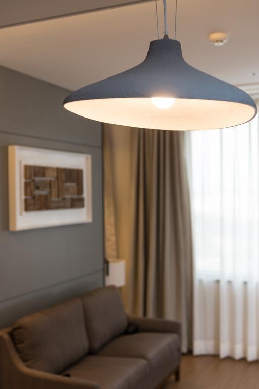 Gloucester Hotel ชองจู ภายนอก รูปภาพ